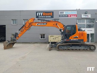 Crawler excavator Doosan DX235LCR-7 - 1