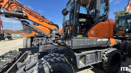 Wheeled excavator Doosan DX100W-7 - 4