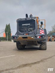 Wheel loader Doosan DL320-7 - 4