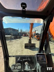 Crawler excavator Doosan DX140LCR-5 - 9