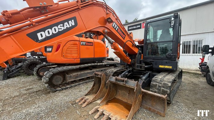 Crawler excavator Doosan DX85R-3 - 1