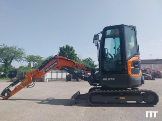 Mini excavator Develon DX27Z - 2